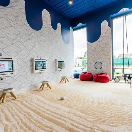 Lulu Apartments - FINN - Apartament 3pokojowy Polanki Aqua, basen siłownia i garaż w cenie-3